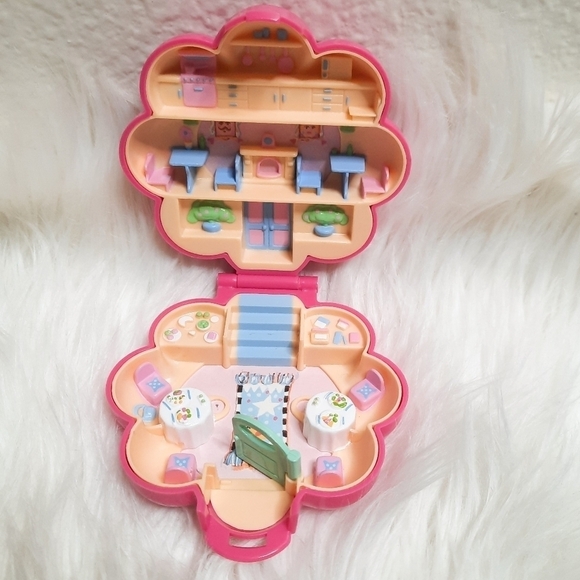 Vintage Bluebird Polly Pocket Mr Frys Restaurant Compact 1990 - Picture 2 of 7